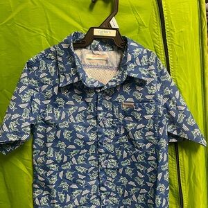 Columbia Blue Casual Button Down Shirt with Playful Print